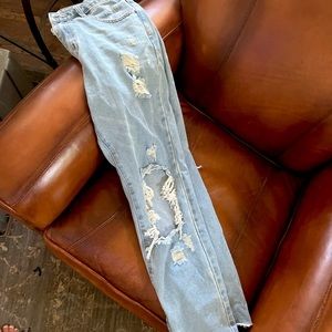 Princess Polly Ripped Straight jeans light blue size 6